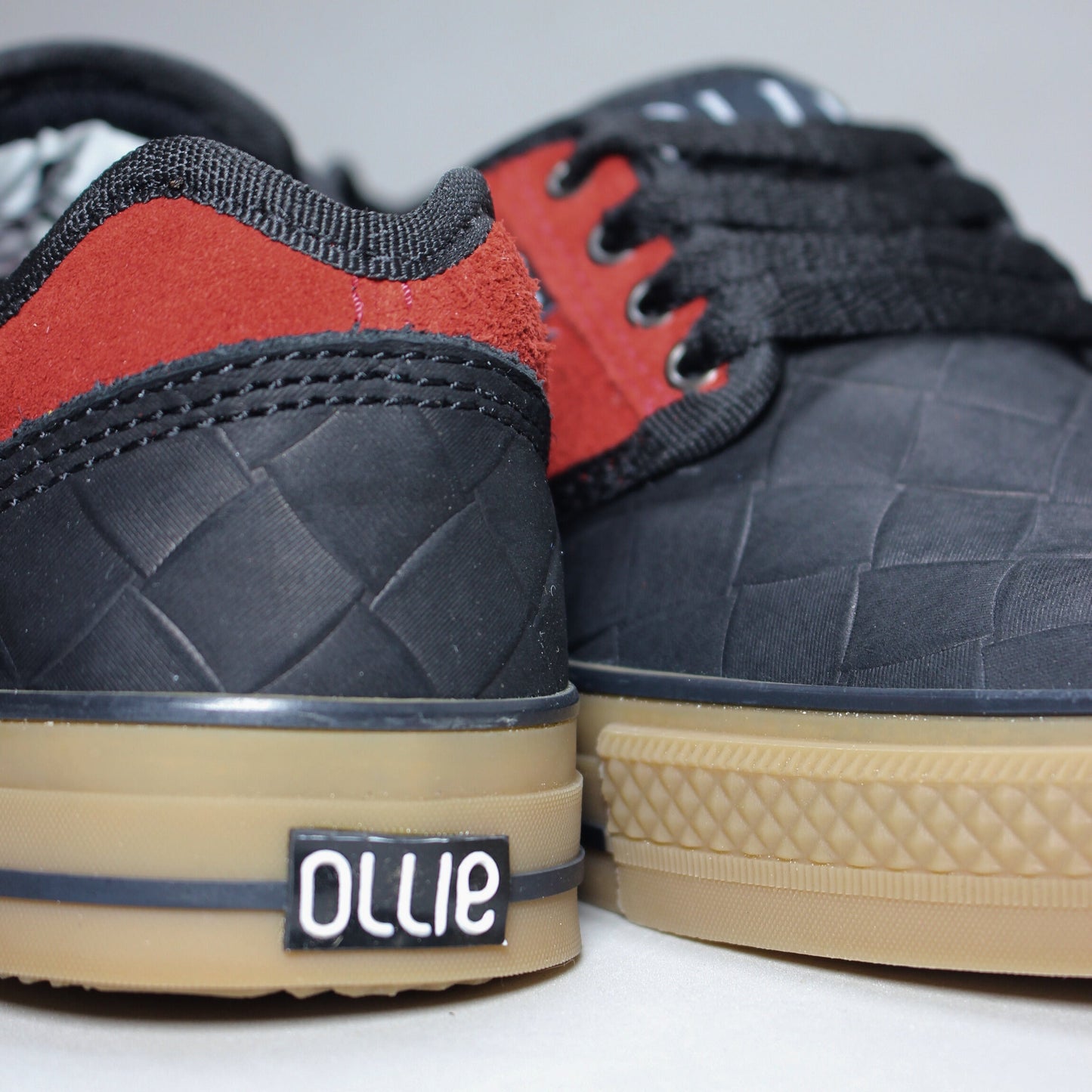 Ollie Clasicas en cuero texturizado